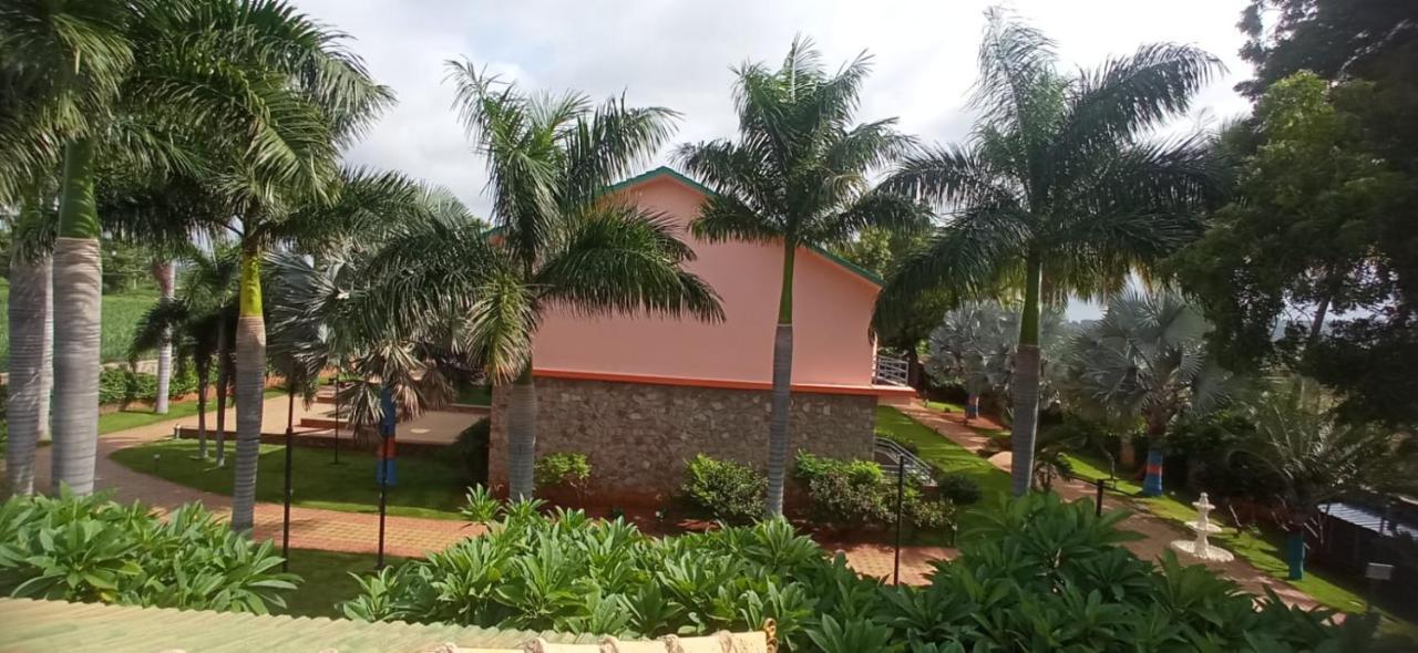 Krishna Heritage Resort Badami Zewnętrze zdjęcie