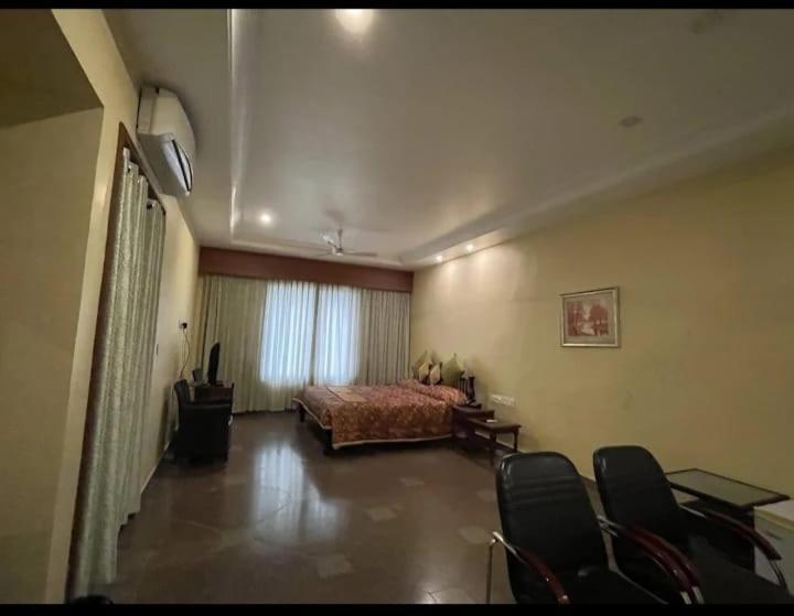 Krishna Heritage Resort Badami Zewnętrze zdjęcie